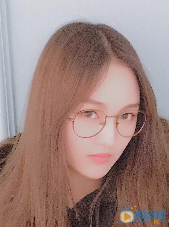 黄恩茹生活照 黄恩茹高清写真_黄恩茹高清剧照