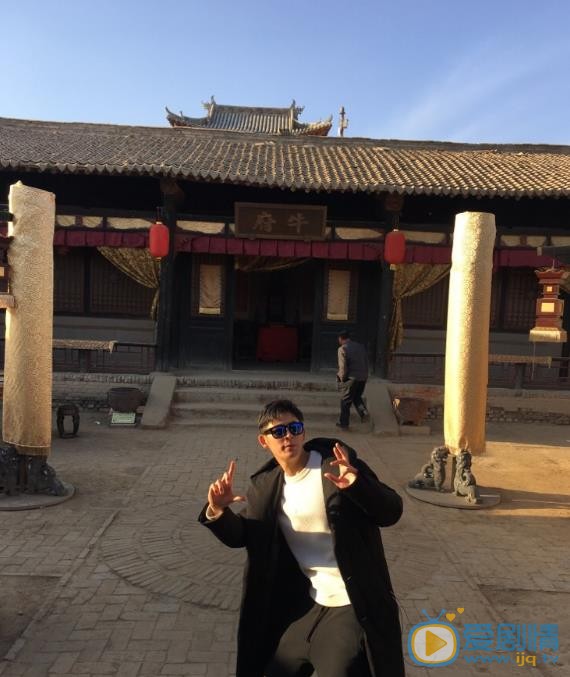 李欣泽生活照 李欣泽高清写真_李欣泽高清剧照