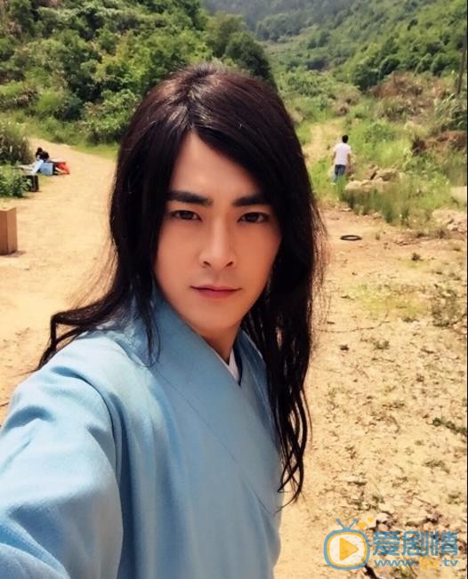 李欣泽片场照 李欣泽高清写真_李欣泽高清剧照