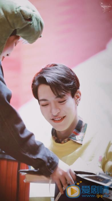 卜凡活动照 卜凡高清写真_卜凡高清剧照