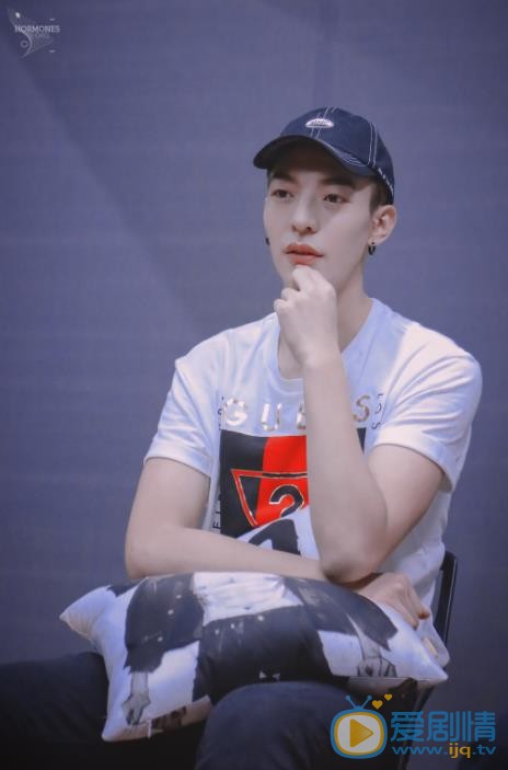 卜凡活动照 卜凡高清写真_卜凡高清剧照