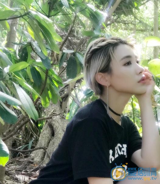 戴萌短发写真 戴萌高清写真_戴萌高清剧照