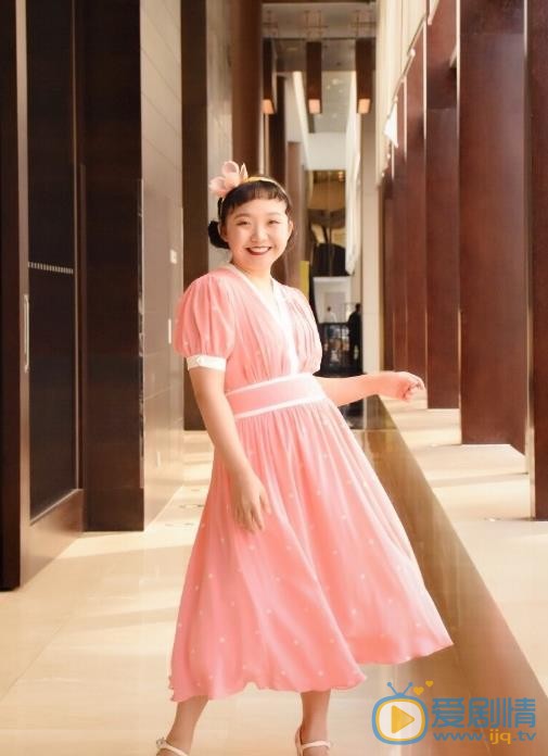 辣目洋子气质写真 辣目洋子高清写真_辣目洋子高清剧照