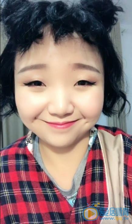 辣目洋子生活照 辣目洋子高清写真_辣目洋子高清剧照