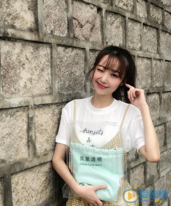 刘钰瑾街拍写真 刘钰瑾高清写真_刘钰瑾高清剧照