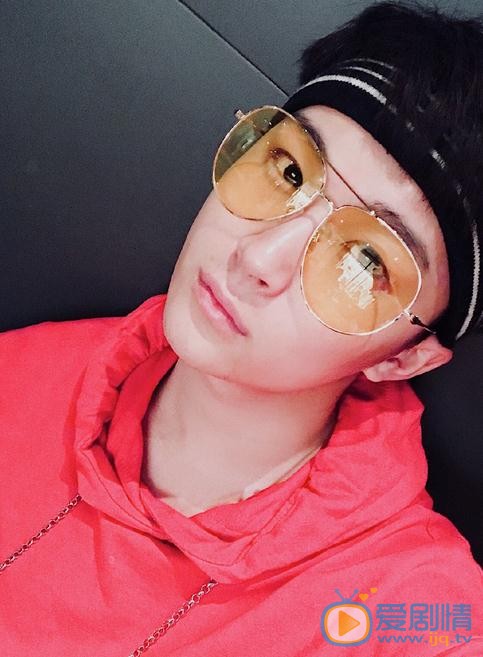 田韦辰生活照 田韦辰高清写真_田韦辰高清剧照