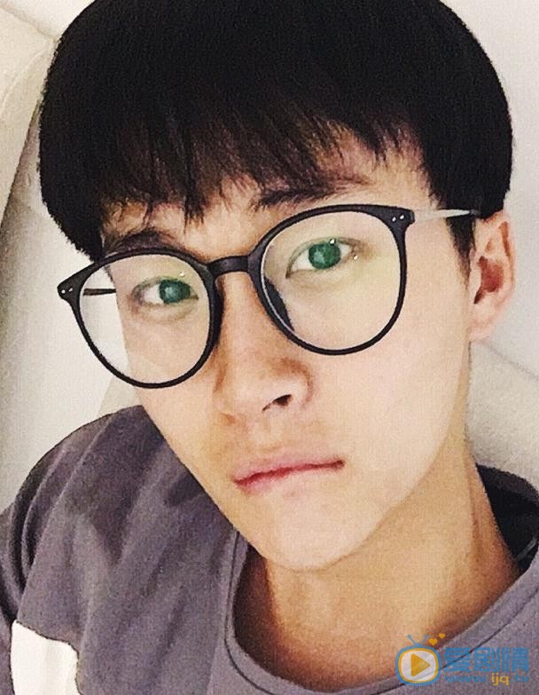 田韦辰生活照 田韦辰高清写真_田韦辰高清剧照