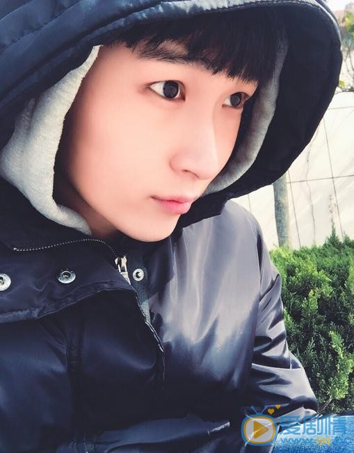 田韦辰生活照 田韦辰高清写真_田韦辰高清剧照