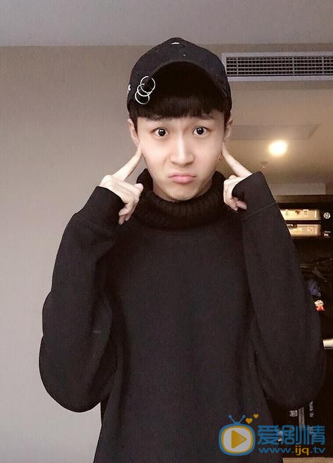 田韦辰生活照 田韦辰高清写真_田韦辰高清剧照