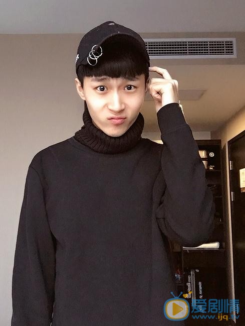 田韦辰生活照 田韦辰高清写真_田韦辰高清剧照