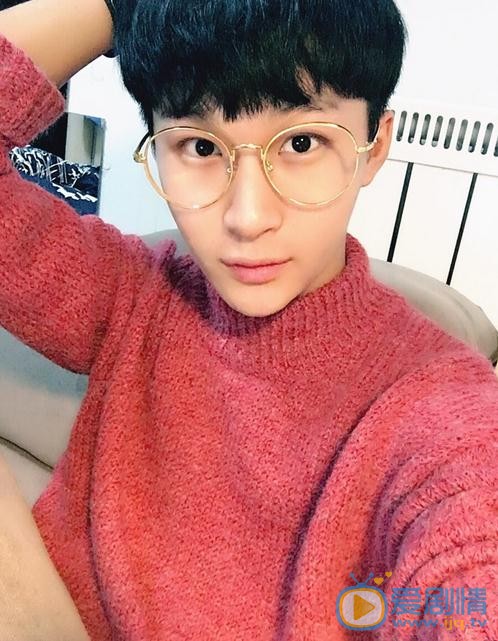 田韦辰生活照 田韦辰高清写真_田韦辰高清剧照