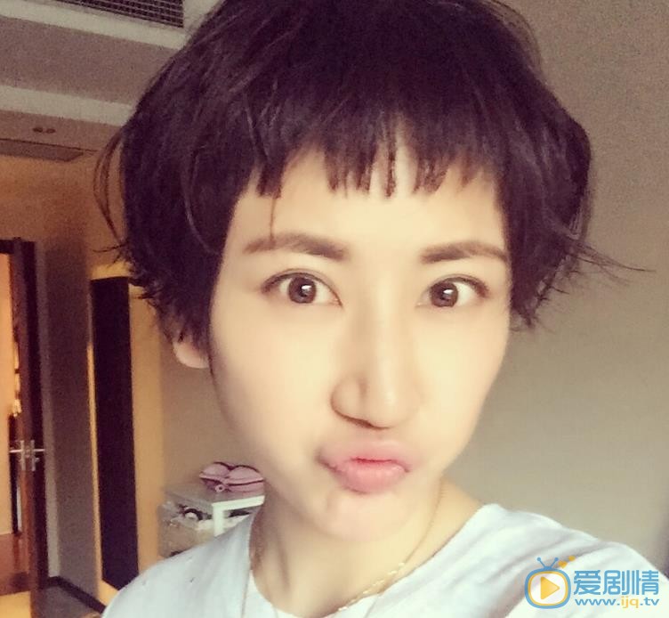 刘迪妮嘟嘴卖萌照 刘迪妮高清写真_刘迪妮高清剧照