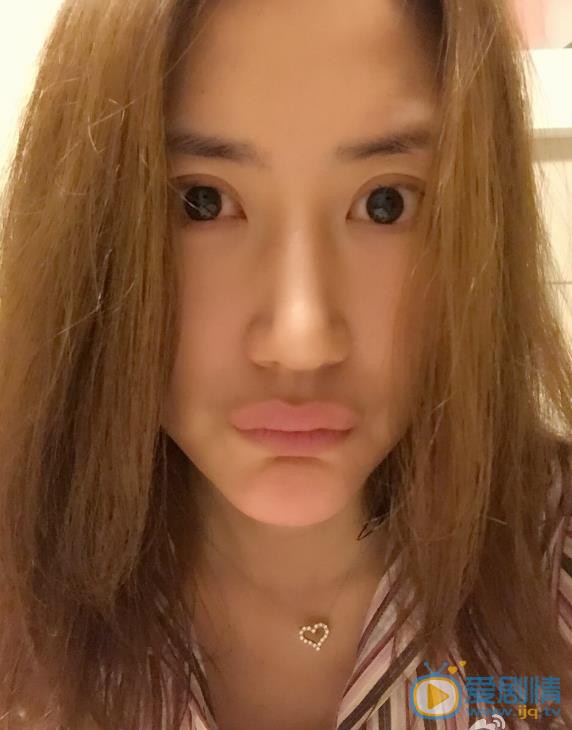 刘迪妮嘟嘴卖萌照 刘迪妮高清写真_刘迪妮高清剧照