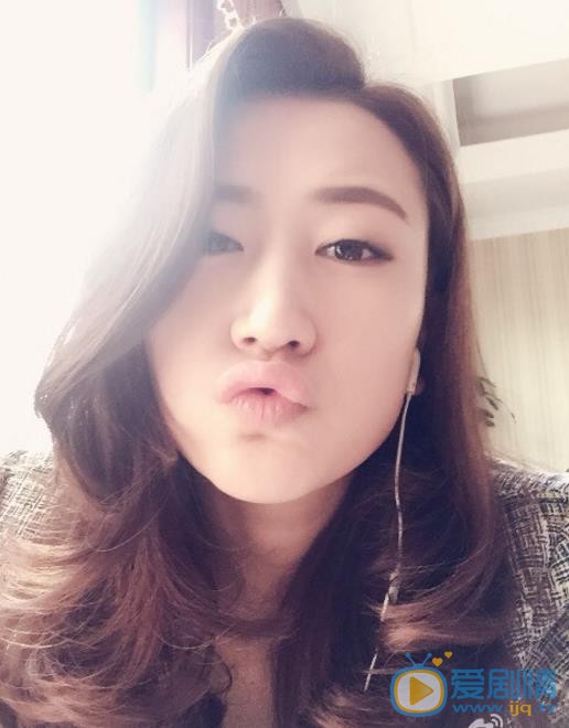 刘迪妮嘟嘴卖萌照 刘迪妮高清写真_刘迪妮高清剧照
