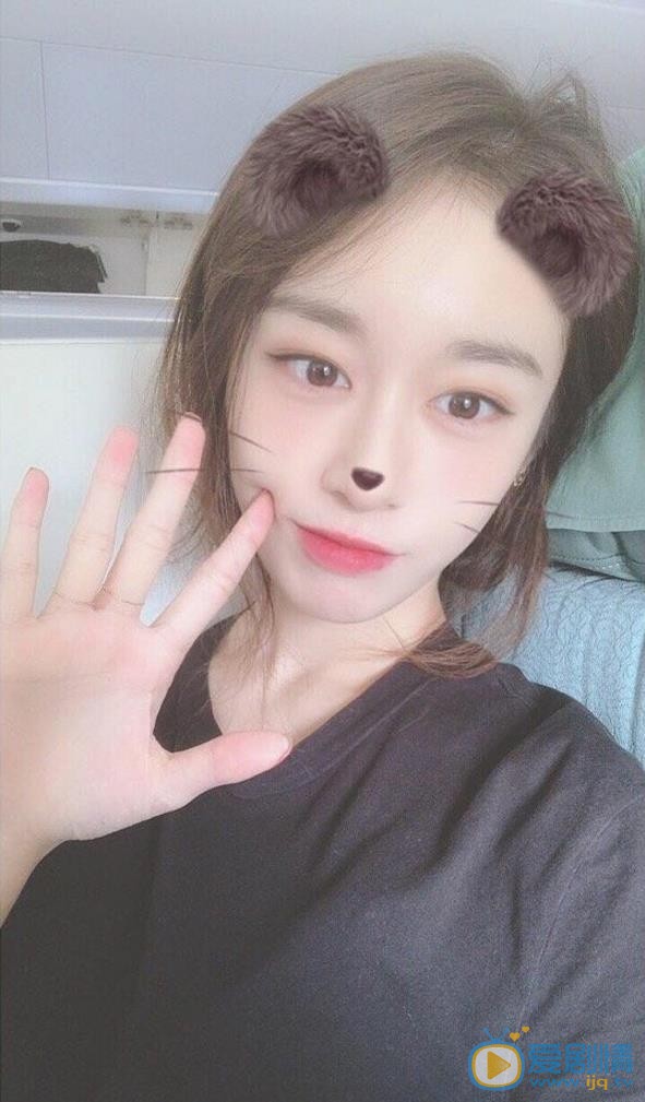 朴智妍可爱自拍 朴智妍高清写真_朴智妍高清剧照