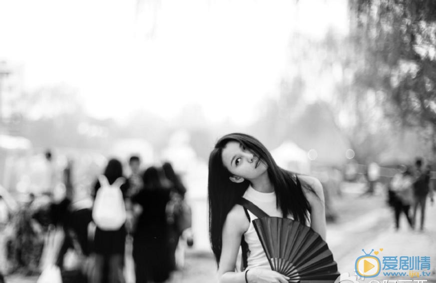 阿丽亚黑白写真 阿丽亚高清写真_阿丽亚高清剧照