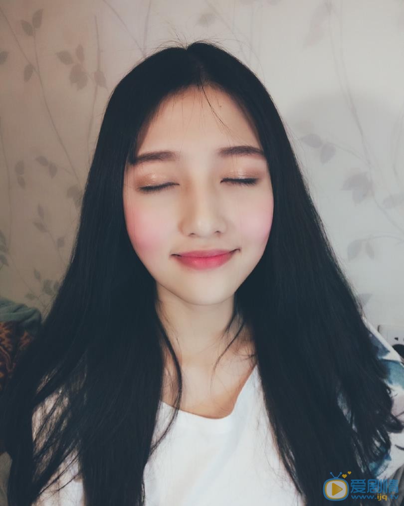 苏梦芸可爱自拍 苏梦芸高清写真_苏梦芸高清剧照
