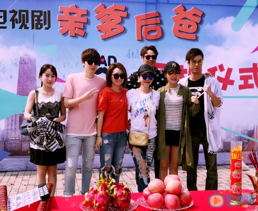 买红妹活动照 买红妹高清写真_买红妹高清剧照