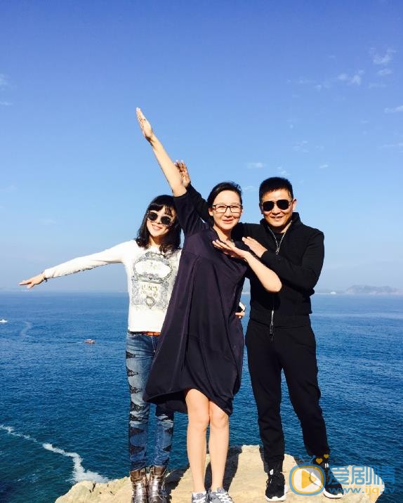 买红妹生活照 买红妹高清写真_买红妹高清剧照