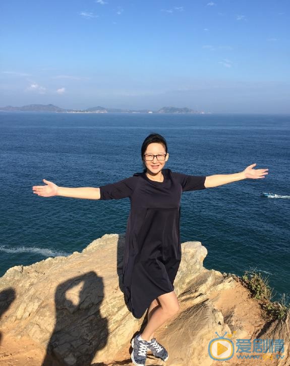 买红妹生活照 买红妹高清写真_买红妹高清剧照