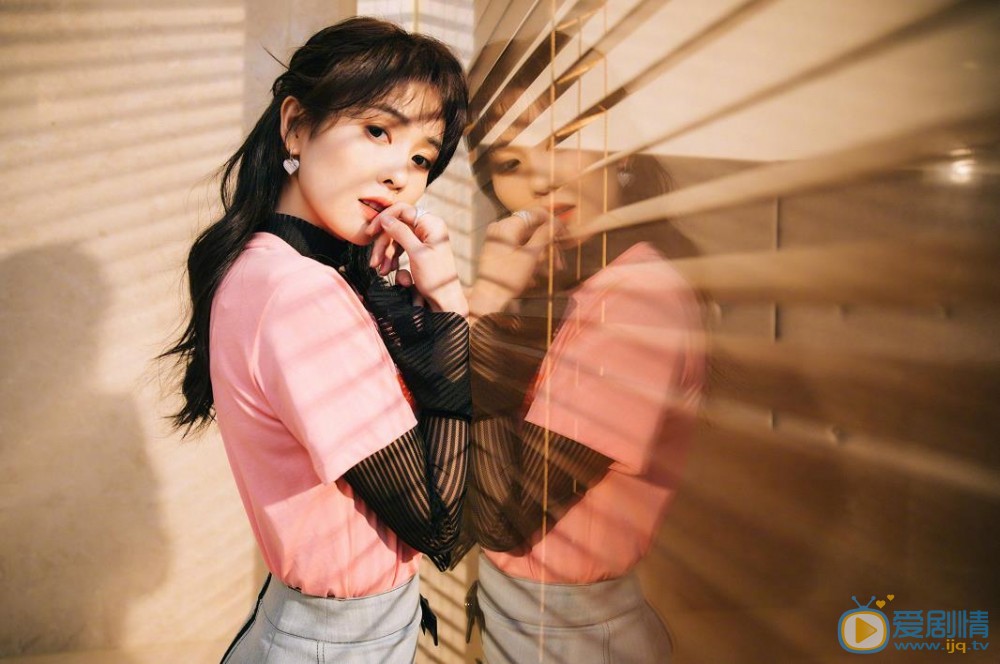 招摇路招摇是谁饰演的？路招摇饰演者白鹿个人资料、写真及生活照欣赏