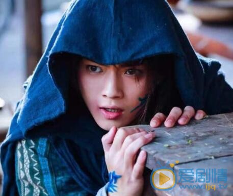 招摇厉尘澜为什么喜欢招摇？路招摇最后怎么爱上厉尘澜？