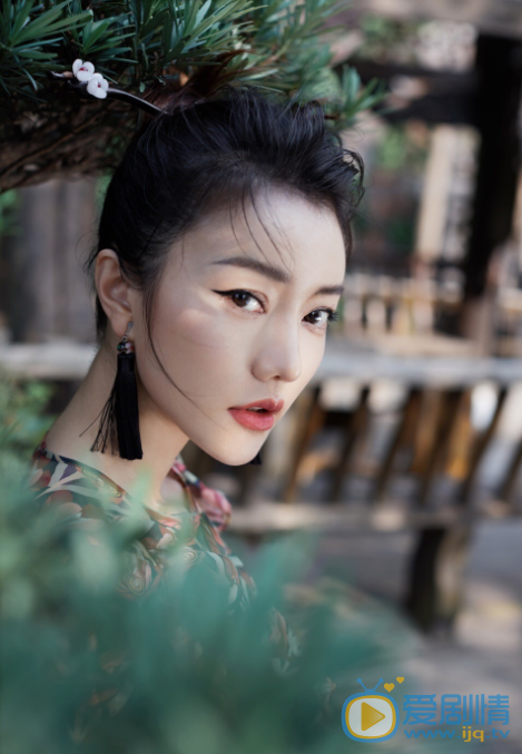 刘欣然唯美气质写真照 刘欣然唯美气质写真照