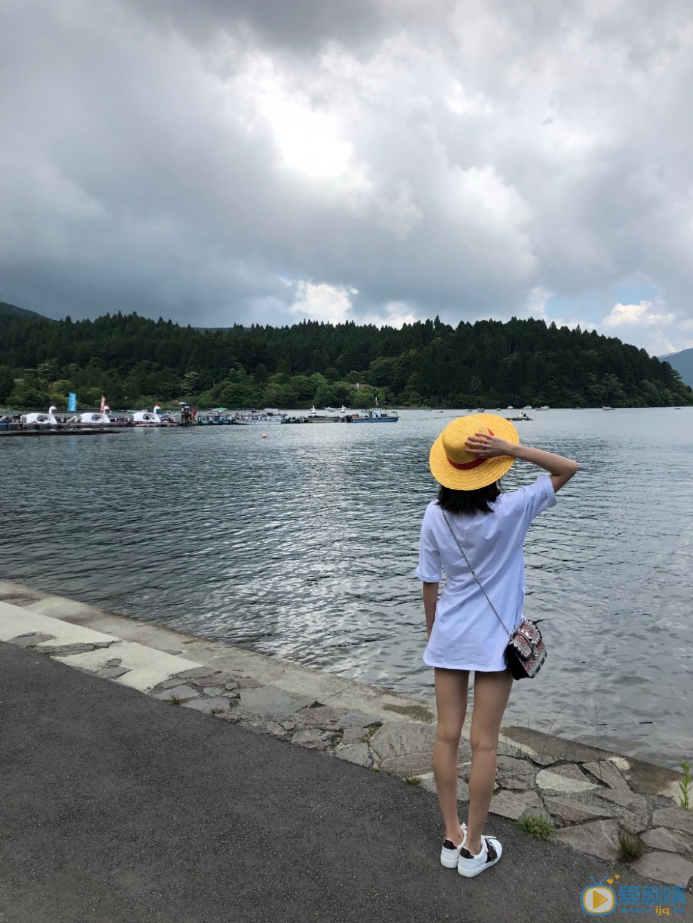 魏晓涵旅拍照片 魏晓涵高清写真_魏晓涵高清剧照