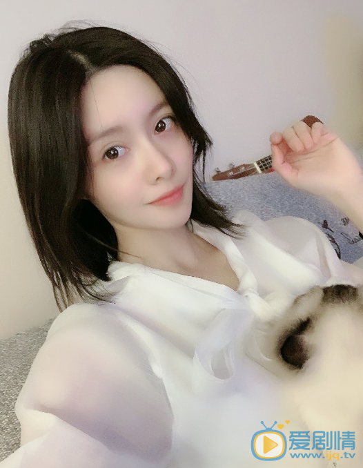 魏晓涵自拍照 魏晓涵高清写真_魏晓涵高清剧照