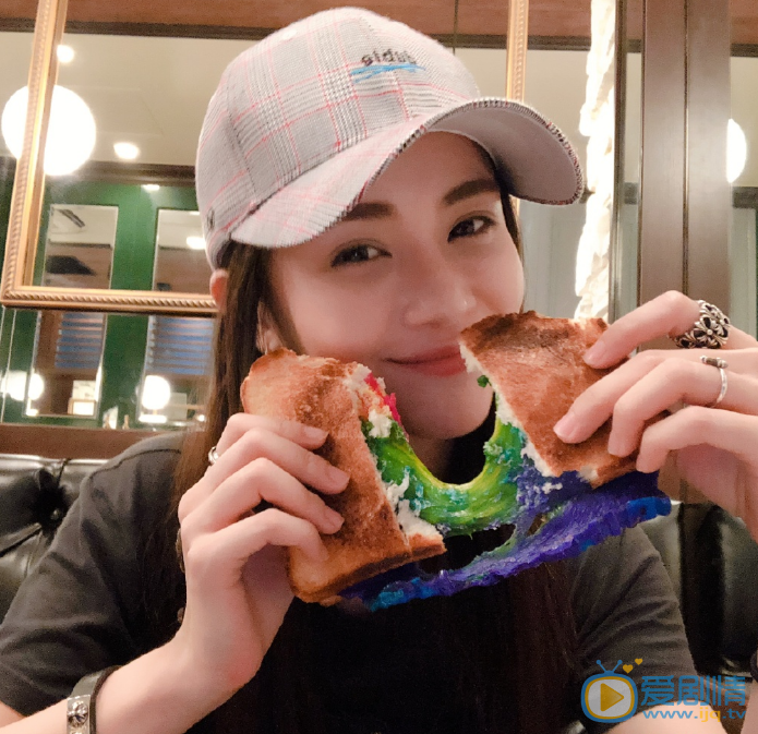 孙子钧甜美生活照 孙子钧高清写真_孙子钧高清剧照