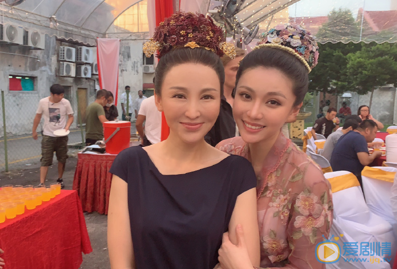 孙子钧与人合照 孙子钧高清写真_孙子钧高清剧照