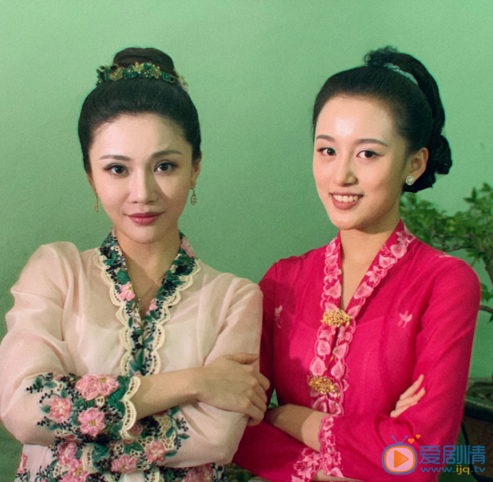 孙子钧与人合照 孙子钧高清写真_孙子钧高清剧照