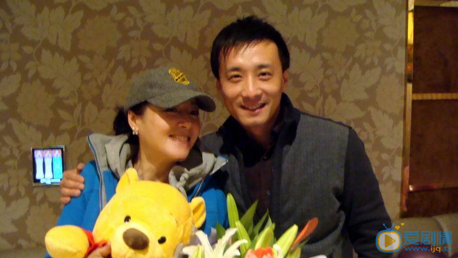 高子沣与人合照 高子沣高清写真_高子沣高清剧照