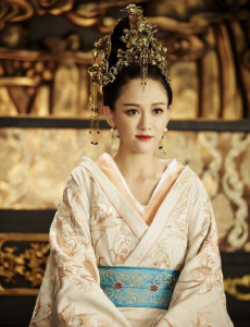 伽罗和女儿离心？丽华为什么不想父亲当皇帝？