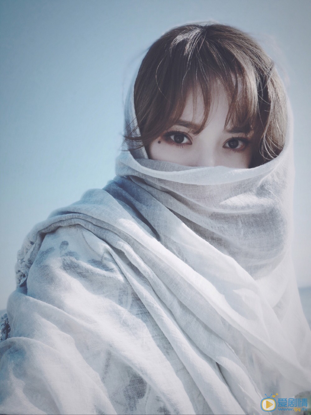 泓萱唯美户外写真图片