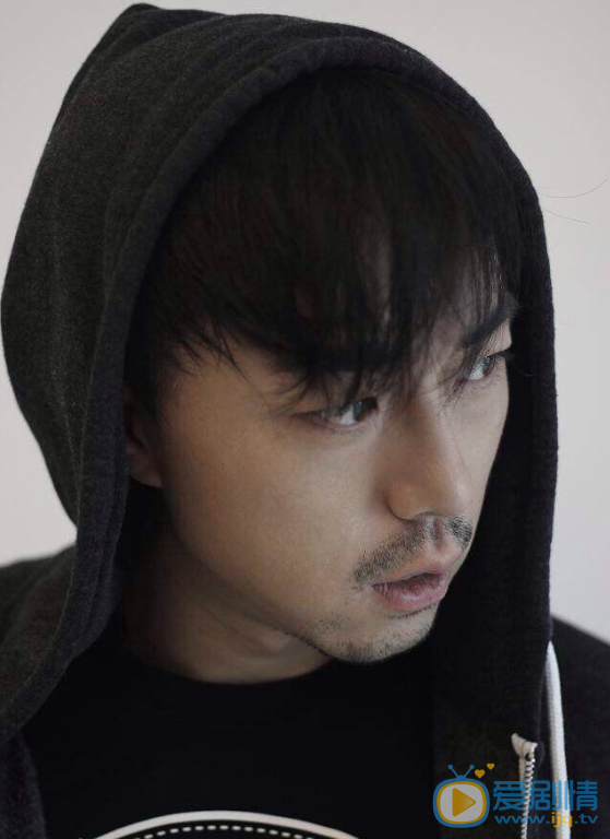 赵一龙帅气写真图片 赵一龙高清写真_赵一龙高清剧照