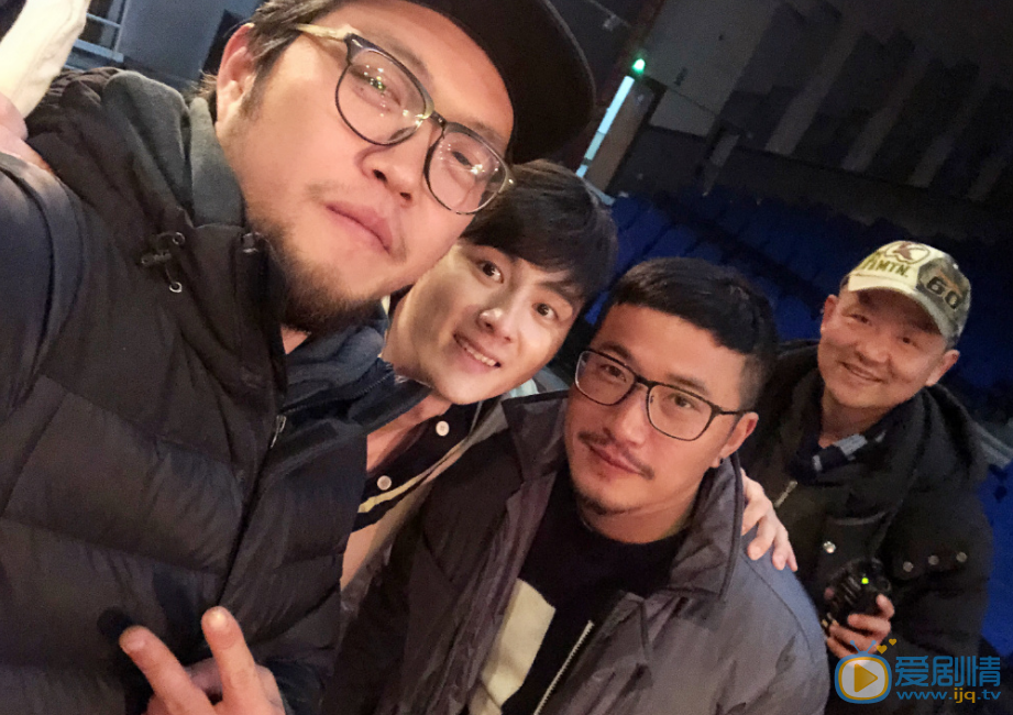 单思涵与人合拍 单思涵高清写真_单思涵高清剧照