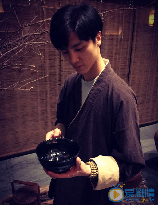 单思涵帅气写真图片 单思涵高清写真_单思涵高清剧照