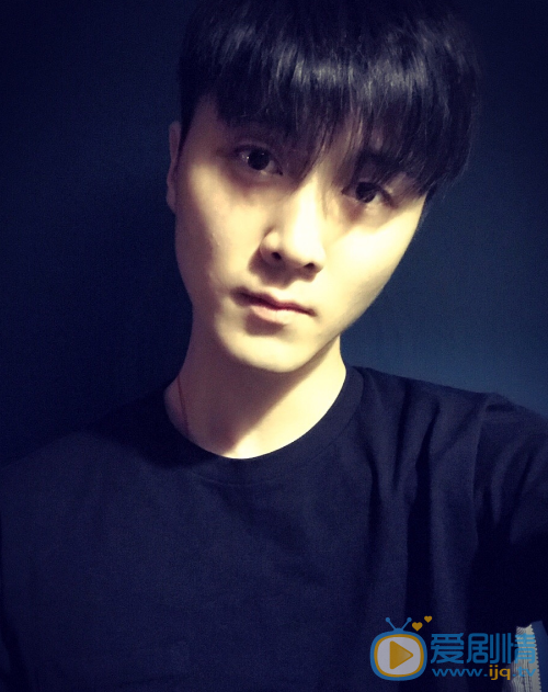 单思涵自拍照 单思涵高清写真_单思涵高清剧照