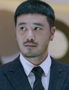 夜空中最闪亮的星陈天浩喜欢马莉娜还是杜婉晴？