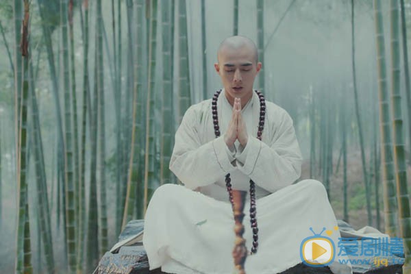 新白娘子传奇小青的结局怎么样？最后和谁在一起？