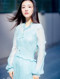 夜空中最闪亮的星杨真真是谁演的？