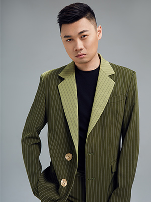 李林