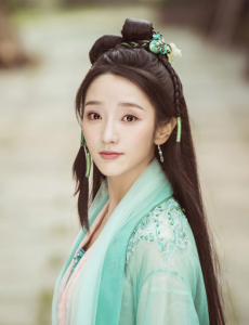 新白娘子传奇小青的身份是什么？她和东海龙王是什么关系？