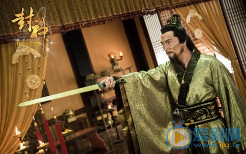 封神演义苏妲己孤身一人去朝歌 纣王残忍地让苏妲己捧着苏护的人头