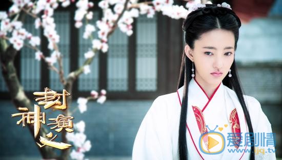 封神演义苏妲己孤身一人去朝歌 纣王残忍地让苏妲己捧着苏护的人头