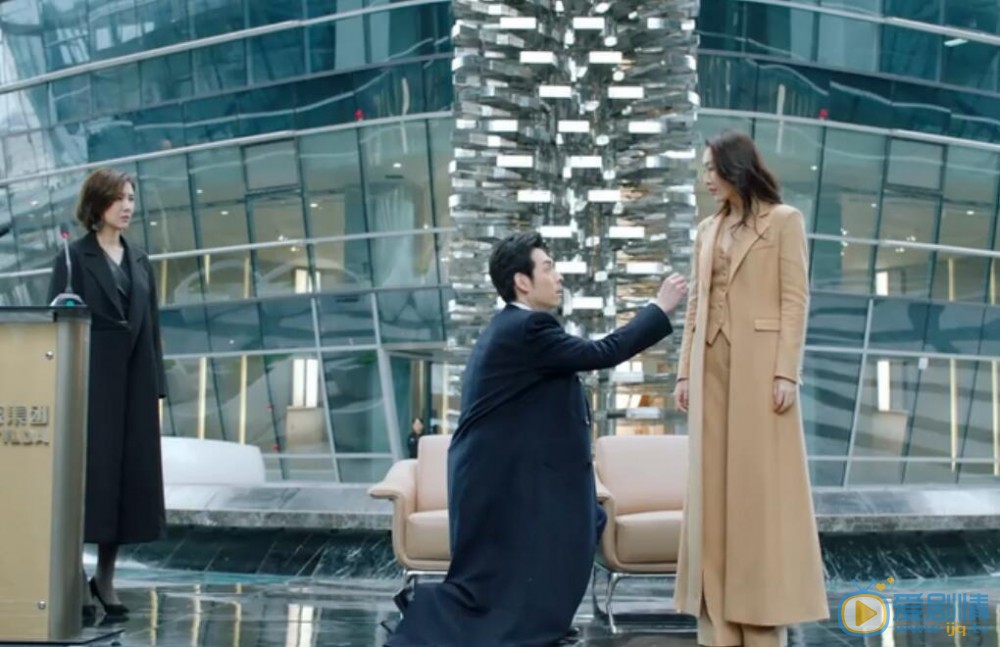 推手刘念向陈一凡求婚 为什么陈一凡不当面拒绝呢?