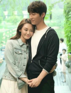 爱上你治愈我由谁主演？这部电视剧讲述了一个什么样的故事？
