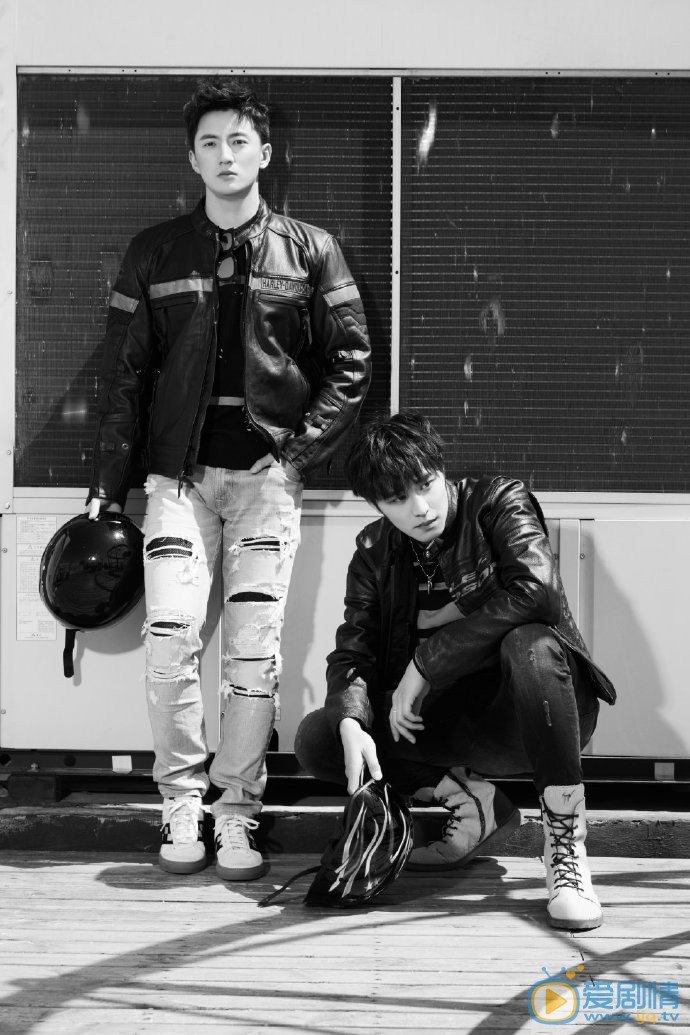 杨仕泽黑白写真 杨仕泽高清写真_杨仕泽高清剧照