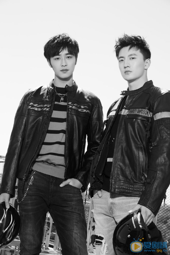 杨仕泽黑白写真 杨仕泽高清写真_杨仕泽高清剧照